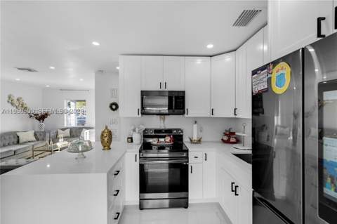 174 E 40th St, Hialeah FL - photo 8 of 31