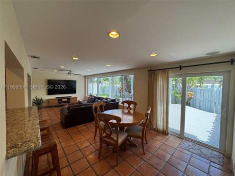 1110 Redbird Ave, Miami Springs FL - photo 16 of 25