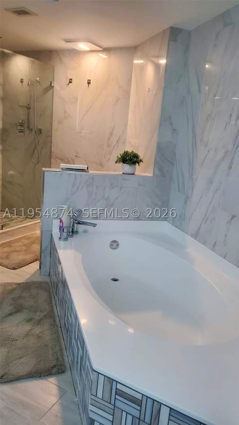 3600 Mystic Pointe Dr 913, Aventura FL - photo 9 of 16