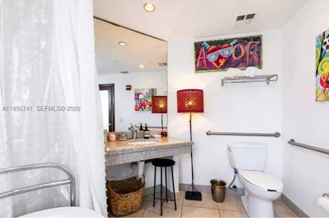 1036 Ocean Dr B201, Miami Beach FL - photo 12 of 32