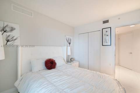 200 Sunny Isles Blvd 2-1101, Sunny Isles Beach FL - photo 16 of 23