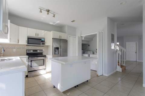 1518 SE 31 Ct, Homestead FL - photo 13 of 24