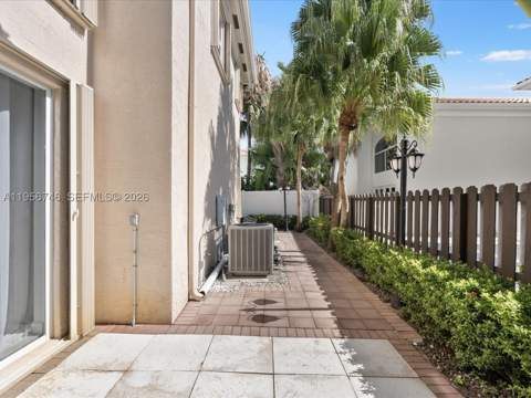 3960 194th Trl, Sunny Isles Beach FL - photo 16 of 75