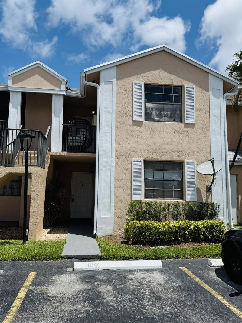 2 bedroom Condominium at 1021 Adams Avenue 1021f, Lakeshore Condo #2, Homestead — photo 3