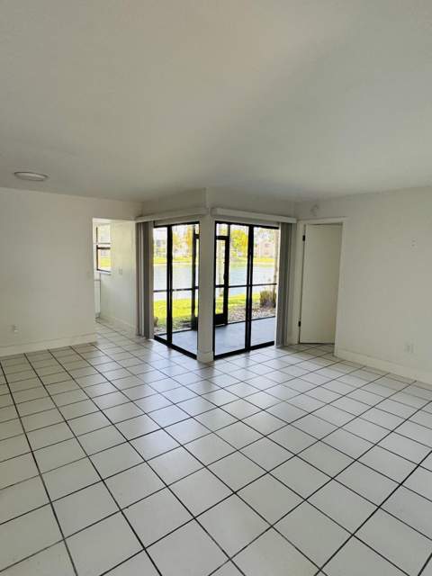 1021 Adams Avenue 1021f, Homestead FL - photo 7 of 23