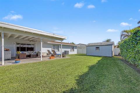 9412 SW 184th Ter, Cutler Bay FL - photo 21 of 23