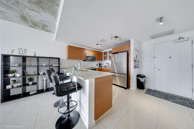 1 bedroom Condominium at 3250 NE 1st Ave 811, Midblock Miami Condo, Miami — photo 3