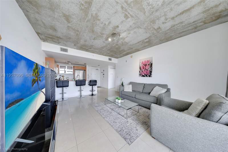1 bedroom Condominium at 3250 NE 1st Ave 811, Midblock Miami Condo, Miami — photo 5