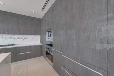 3250 NE 188th St 404, Aventura FL - photo 9 of 47