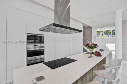 3750 Yacht Club Dr Th1, Aventura FL - photo 10 of 85