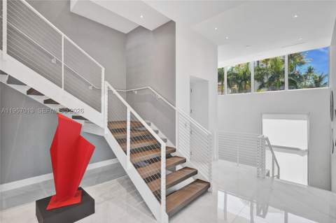 3750 Yacht Club Dr Th1, Aventura FL - photo 20 of 85