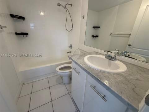 3052 SW 27th Ave 301, Miami FL - photo 15 of 16
