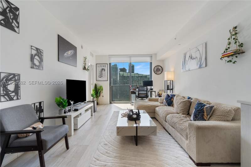 1 bedroom Condominium at 55 SW 9th St 3005, Brickell Heights West Con, Miami — photo 2
