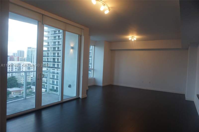 1 bedroom Condominium at 601 NE 27th St 1706, The Crimson Condominium, Miami — photo 4