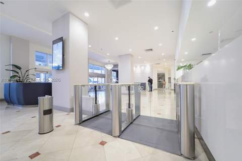100 Lincoln Rd 732, Miami Beach FL - photo 18 of 20