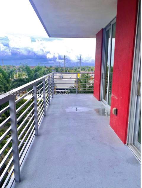 7661 NW 107th Ave 407, Doral FL - photo 11 of 12