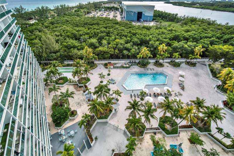 2 bedroom Condominium at 100 S Bayview Dr 1222, Arlen House East Condo, Sunny Isles Beach — photo 4