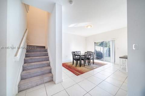 492 NW 203rd Ter, Miami Gardens FL - photo 10 of 27