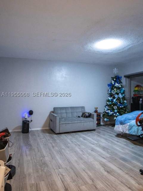 20490 NW 7th Ave 15, Miami Gardens FL - photo 6 of 25