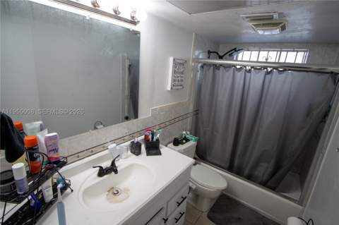 20490 NW 7th Ave 15, Miami Gardens FL - photo 9 of 25