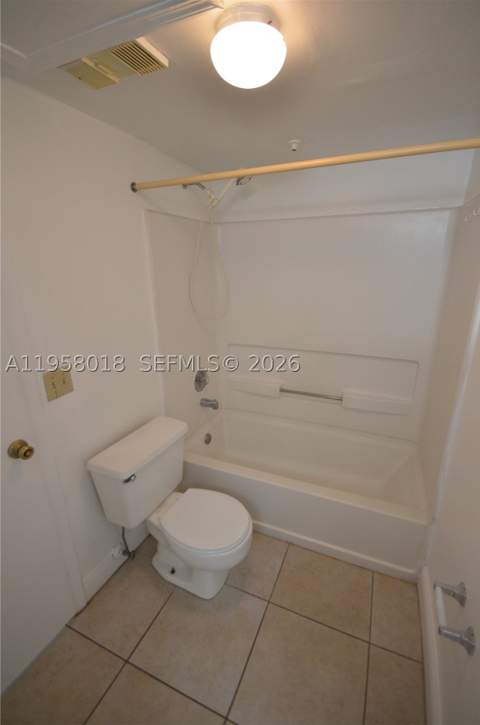 15201 SW 80th St 207, Miami FL - photo 11 of 19
