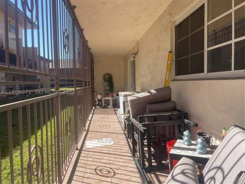 8851 NW 119th St 6102, Hialeah Gardens FL - photo 13 of 13