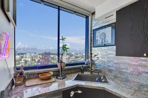 1330 West Ave 1811, Miami Beach FL - photo 22 of 65