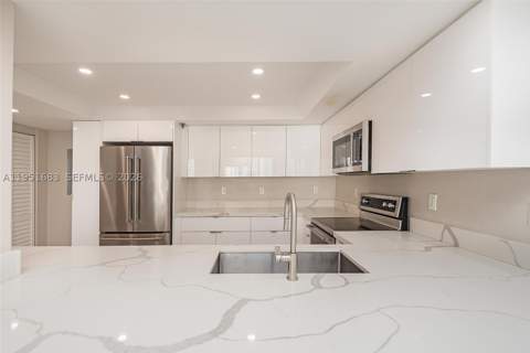 520 Brickell Key Dr A1010, Miami FL - photo 8 of 42