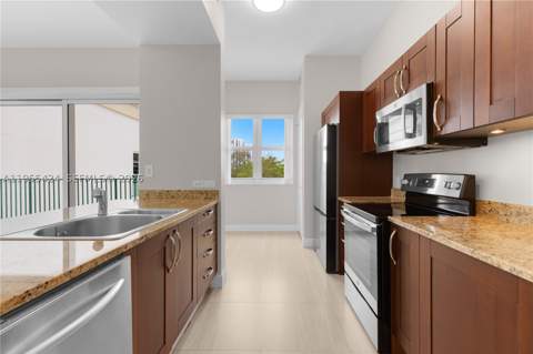 20000 E Country Club Dr 402, Aventura FL - photo 10 of 37
