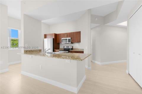 20000 E Country Club Dr 402, Aventura FL - photo 9 of 37