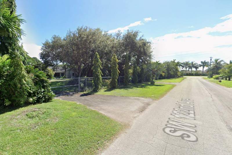 3 bedroom SingleFamilyResidence at 24755 SW 122nd Avenue, Princeton, Homestead — photo 2