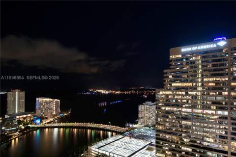 485 Brickell Ave 3208, Miami FL - photo 14 of 29