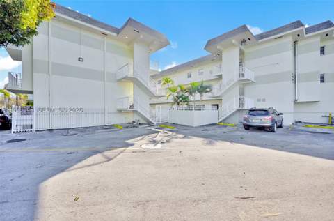 12890 NE 8th Ave 208, North Miami FL - photo 12 of 20