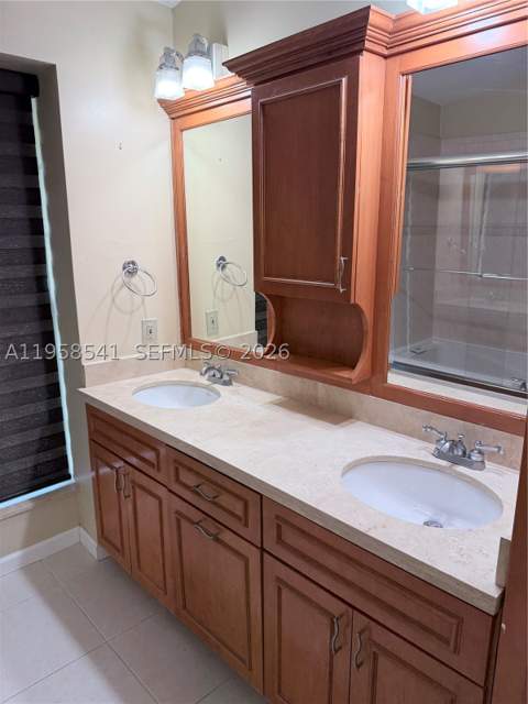 12821 SW 147th Lane Rd, Miami FL - photo 11 of 25