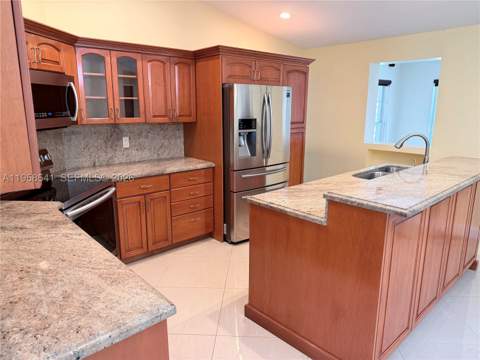 12821 SW 147th Lane Rd, Miami FL - photo 6 of 25