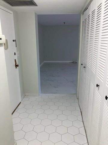 661 NE 195th Street 314, Miami FL - photo 13 of 30