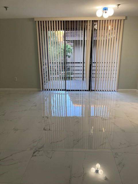 1 bedroom Condominium at 661 NE 195th Street 314, Coco Wood, Miami — photo 2