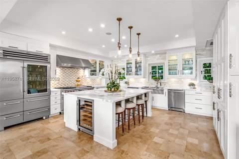 1398 Bay Dr, Miami Beach FL - photo 12 of 37