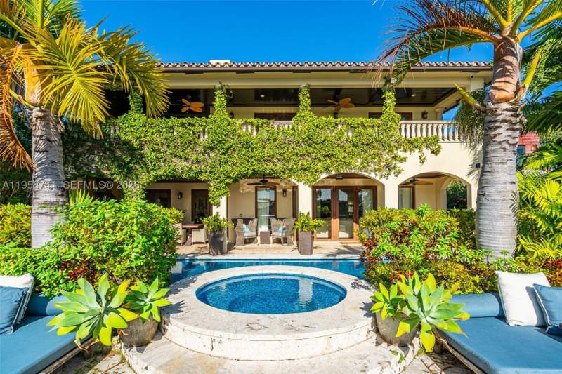 5 bedroom SingleFamilyResidence at 1398 Bay Dr, Oceanside Sec Isle Of Nor, Miami Beach — photo 2