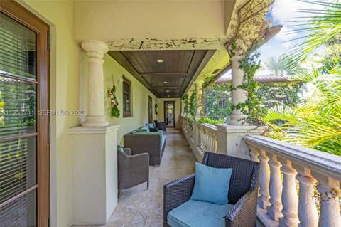 1398 Bay Dr, Miami Beach FL - photo 23 of 37