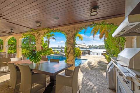 1398 Bay Dr, Miami Beach FL - photo 24 of 37