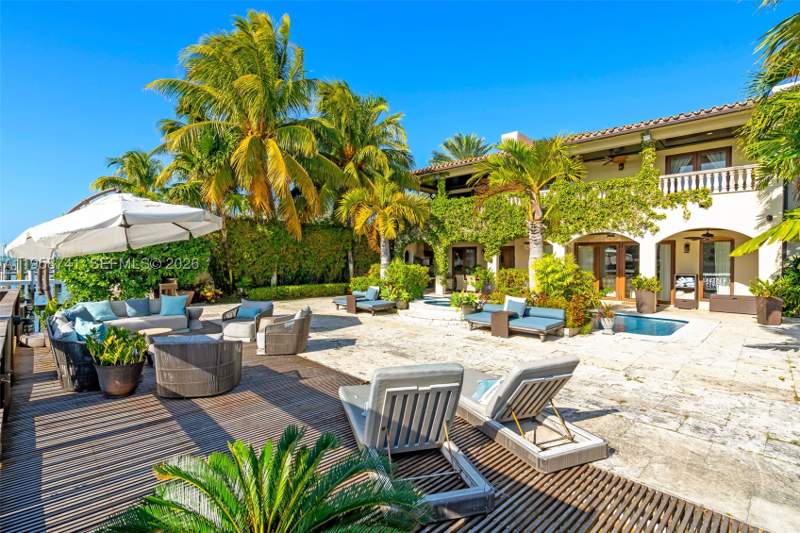 5 bedroom SingleFamilyResidence at 1398 Bay Dr, Oceanside Sec Isle Of Nor, Miami Beach — photo 4