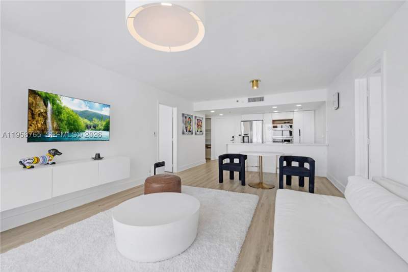 2 bedroom Condominium at 7601 E Treasure Dr 2209, The Grandview Palace Cond, North Bay Village — photo 5