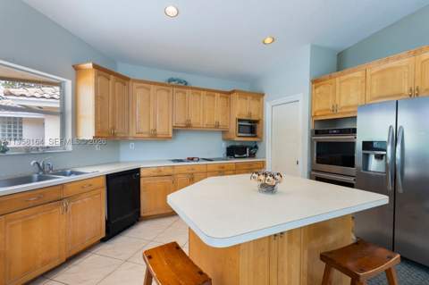7821 SW 129th Ter, Pinecrest FL - photo 13 of 38