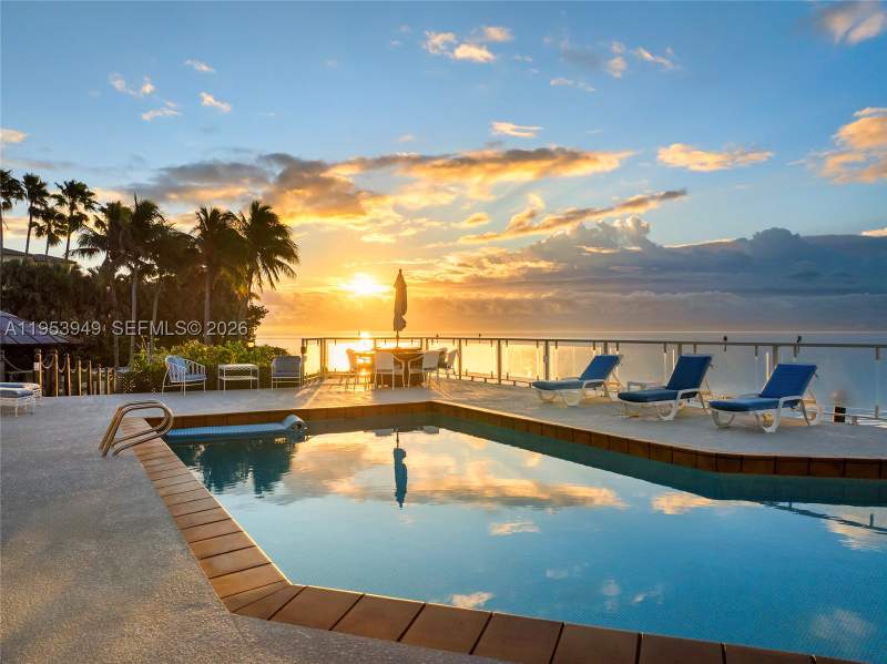 5 bedroom SingleFamilyResidence at 720 Lugo Ave, Coral Bay Sec B, Coral Gables — photo 5