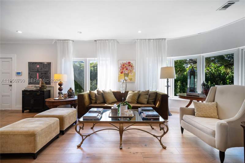 3 bedroom SingleFamilyResidence at 463 W 62nd St, Beach View Addn, Miami Beach — photo 2