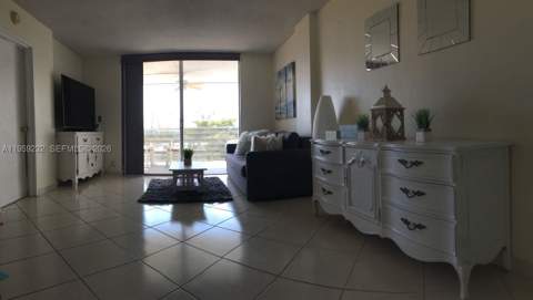 3660 NE 166th St 611, North Miami Beach FL - photo 6 of 18