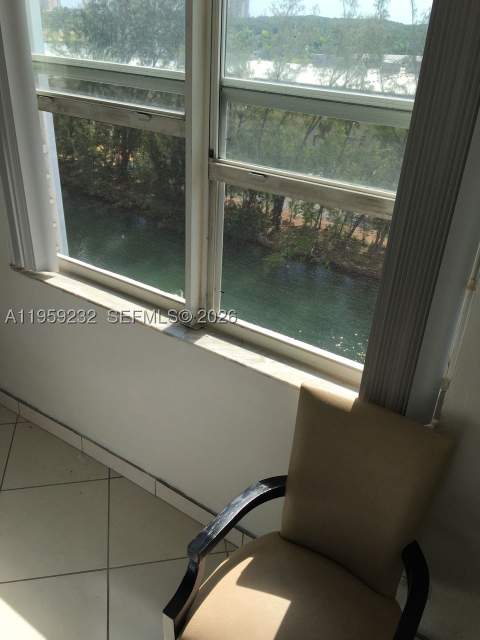 3660 NE 166th St 611, North Miami Beach FL - photo 9 of 18