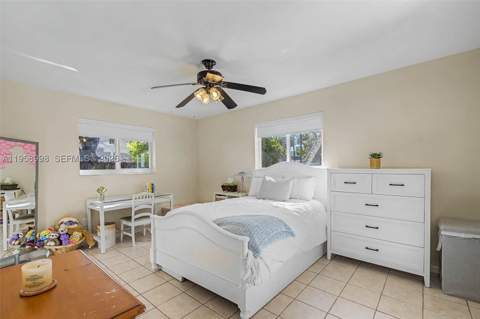 7950 SW 161st St, Palmetto Bay FL - photo 15 of 23