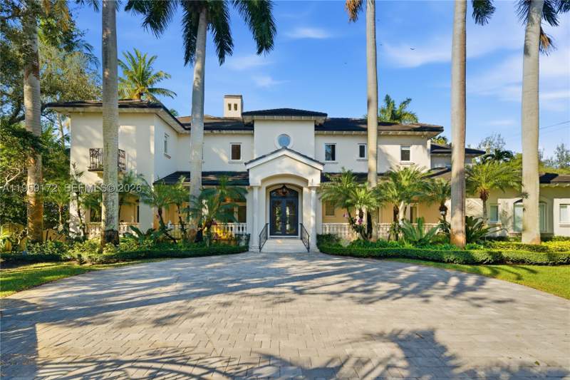 7 bedroom SingleFamilyResidence at 8400 SW 52nd Ave, W T Hardees Sub, Miami — photo 3